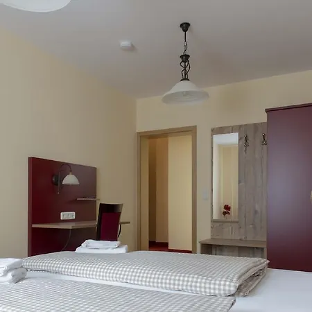 Pensjonat Echinger Hof Bei Muenchen